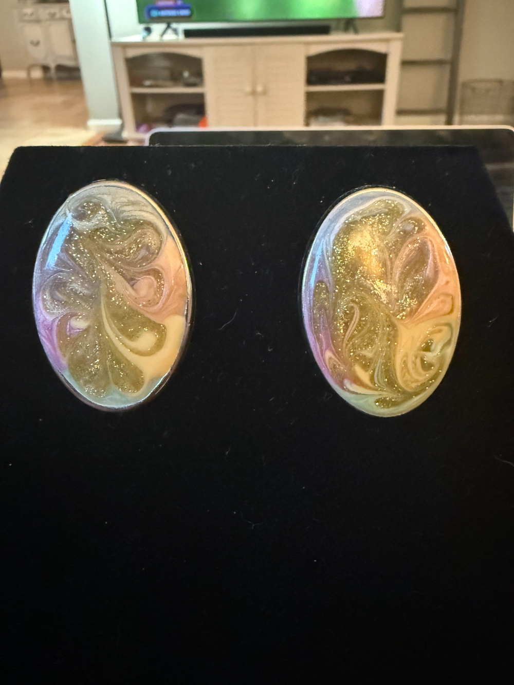 Vintage Iridescent Oval Clip On Earrings Gold Purple - Used